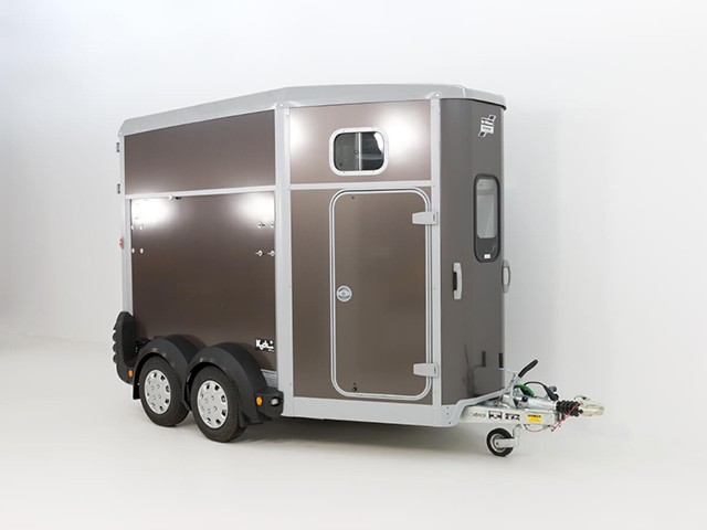Ifor Williams Pferdeanhänger HB506-Sattelkammer-anthrazit