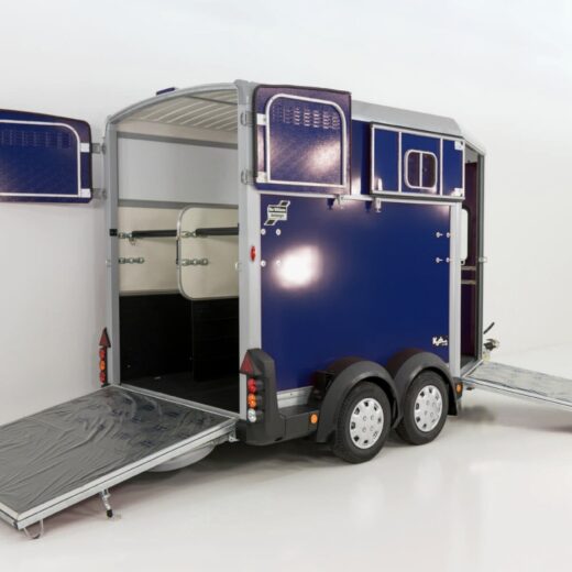 Ifor Williams Pferdeanhänger HB511-blau-Frontausstieg