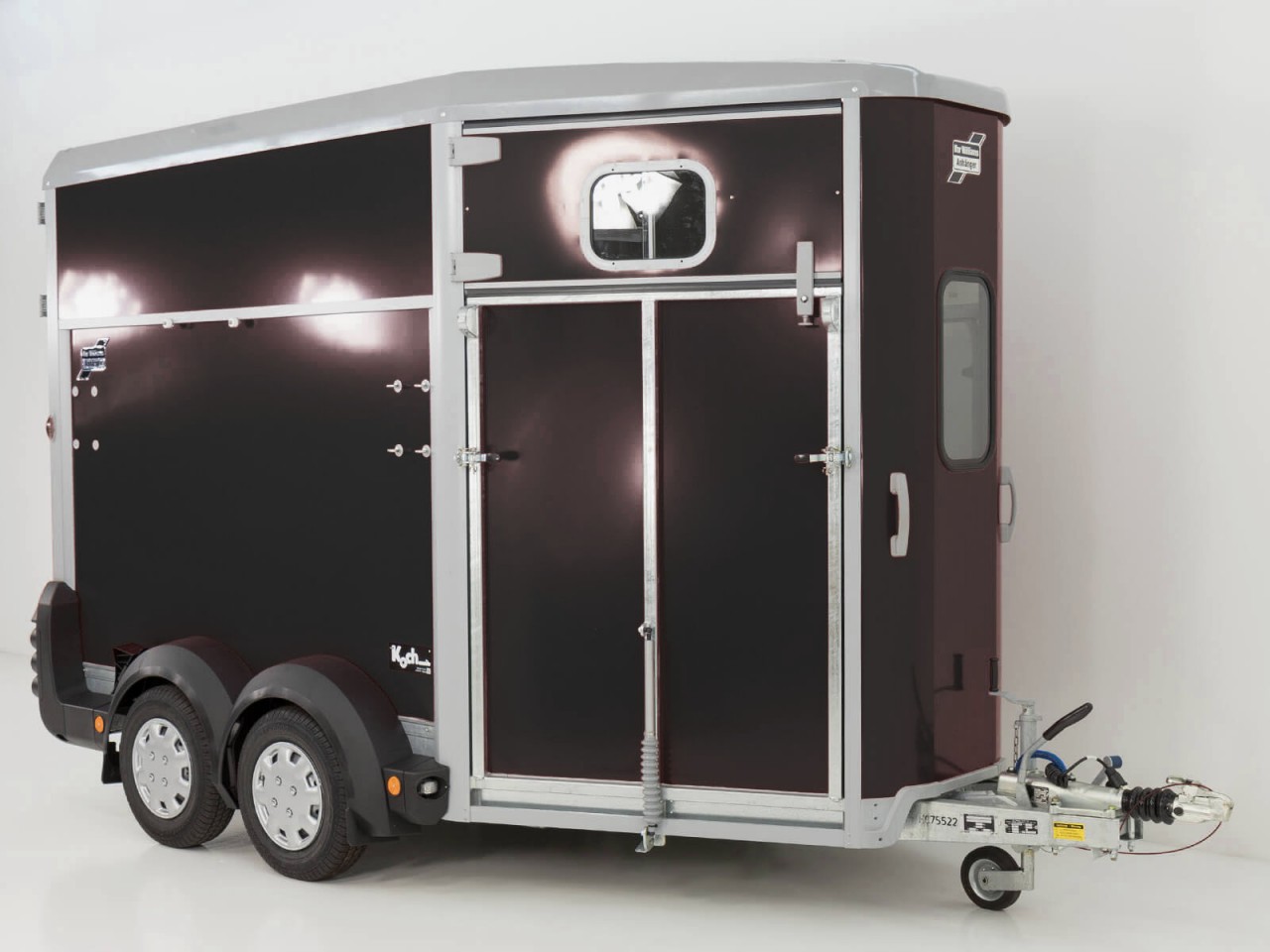 Ifor Williams Pferdeanhänger HB511-schwarz-Frontausstieg