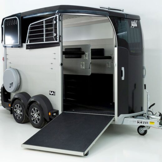 Ifor Williams Pferdeanhänger HBX 511-Frontausstieg -schwarz