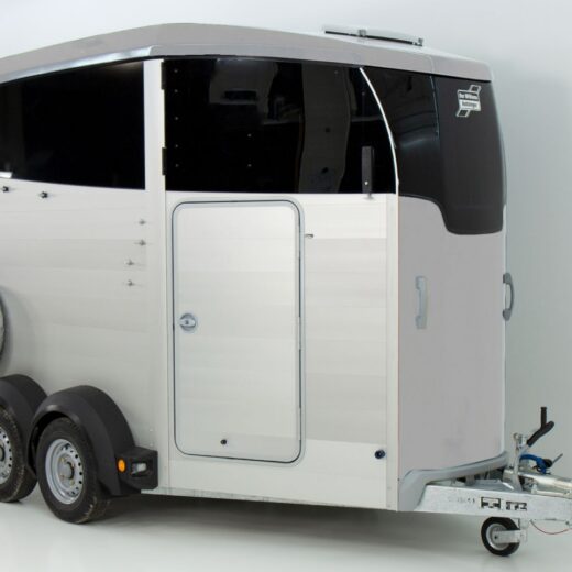 Ifor Williams Pferdeanhänger HBX 511-Sattelkammer -silber