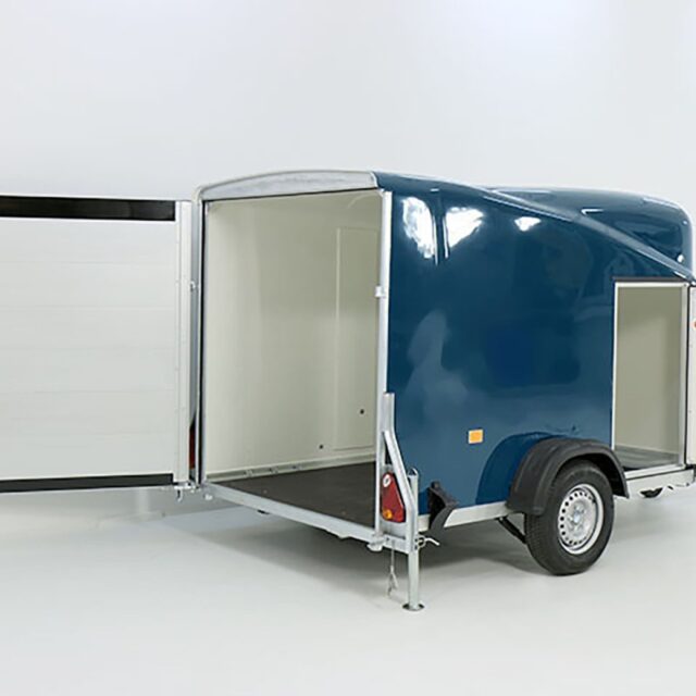Debon Kofferanhänger Cargo 1300 Vollpoly 150x290cm H:160cm, Tür, blau