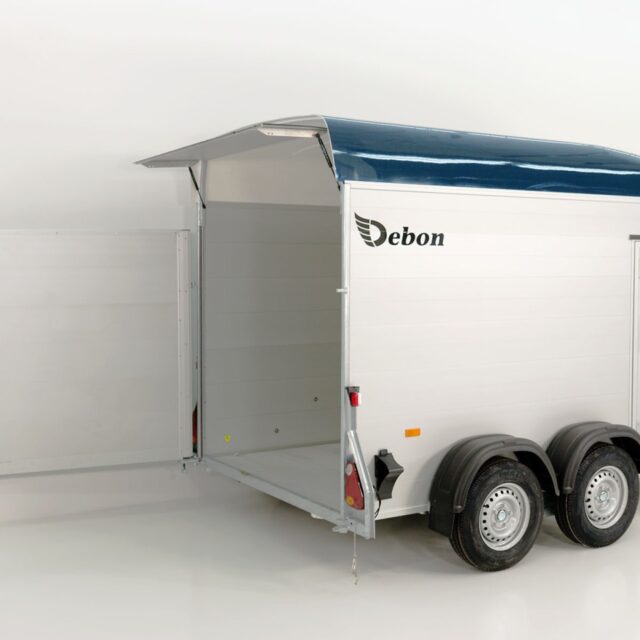 Debon Kofferanhänger C500 164x300cm H:200cm 2,6t, Alu, Polybug, Tür, blau