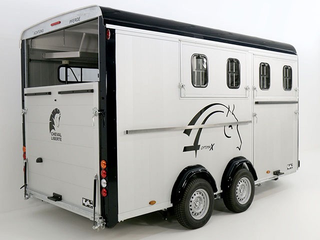 Cheval Liberte Pferdeanhänger Maxi 4, 4 Pferde, Pullman-Fahrwerk, 100km/h, schwarz