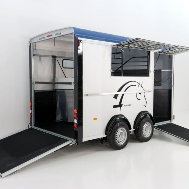 Cheval Liberte Pferdeanhänger Maxi 3, 3 Pferde, Pullmann 2 Fahrwerk, blau