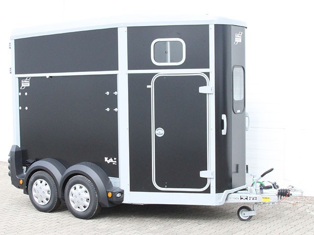 Ifor Williams Pferdeanhänger HB506-Sattelkammer-schwarz